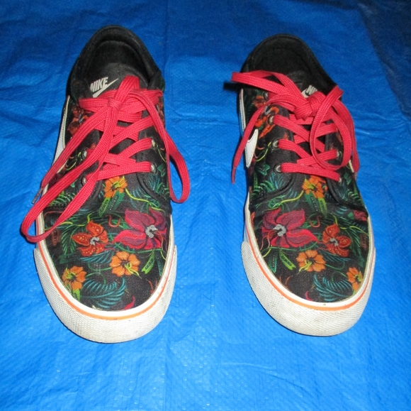 Nike Deep-sea Floral Loafers - Picture 5 of 5